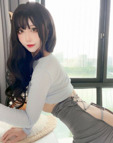 我让我最想被拥抱的人威胁了